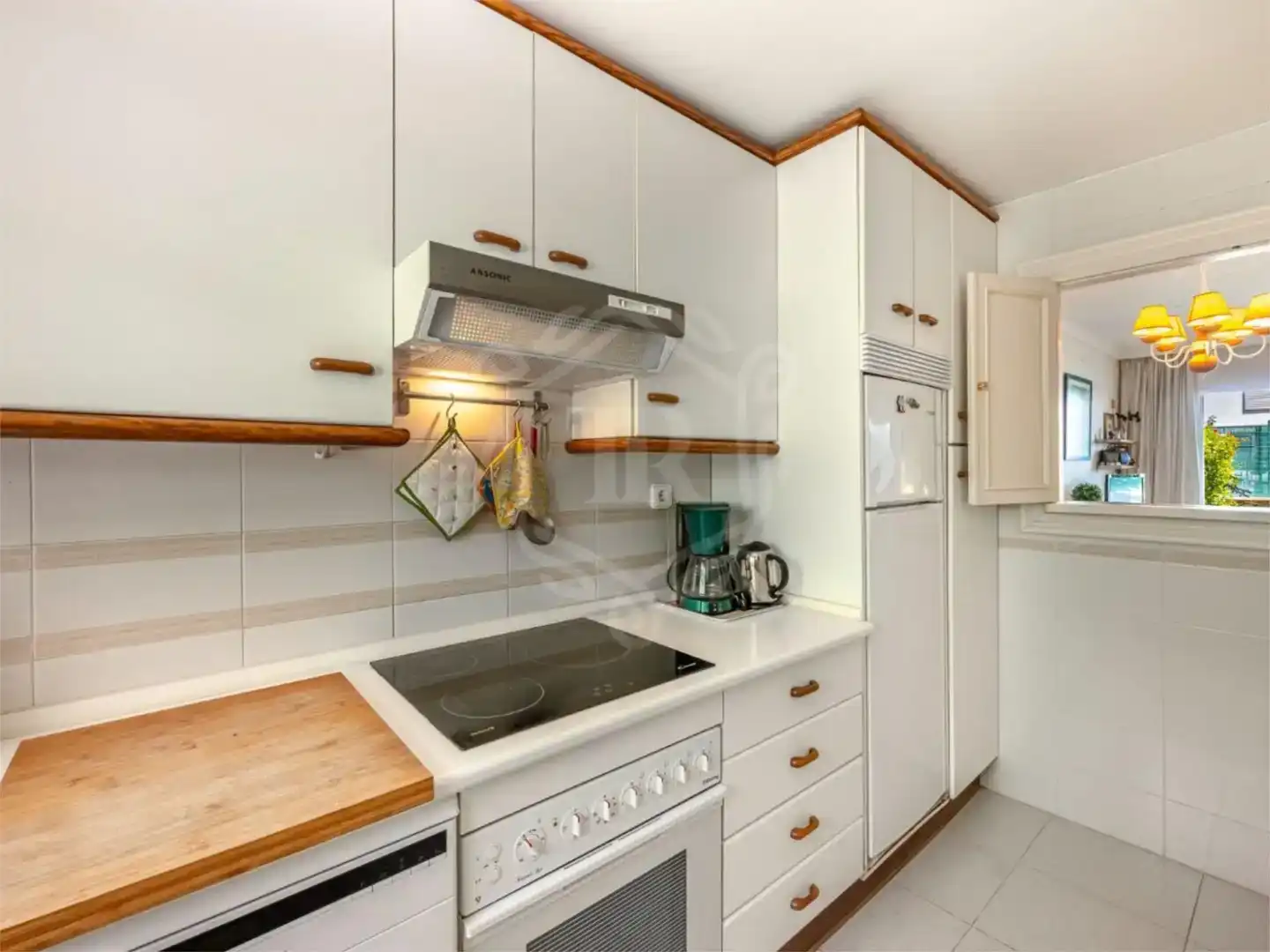 Cocina de Apartamento en venta en Marbella con Aire acondicionado y Piscina