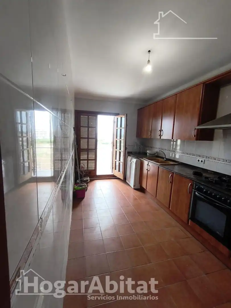Pis amb terrassa en venda a Avenida Robert Graupera, imagen 6