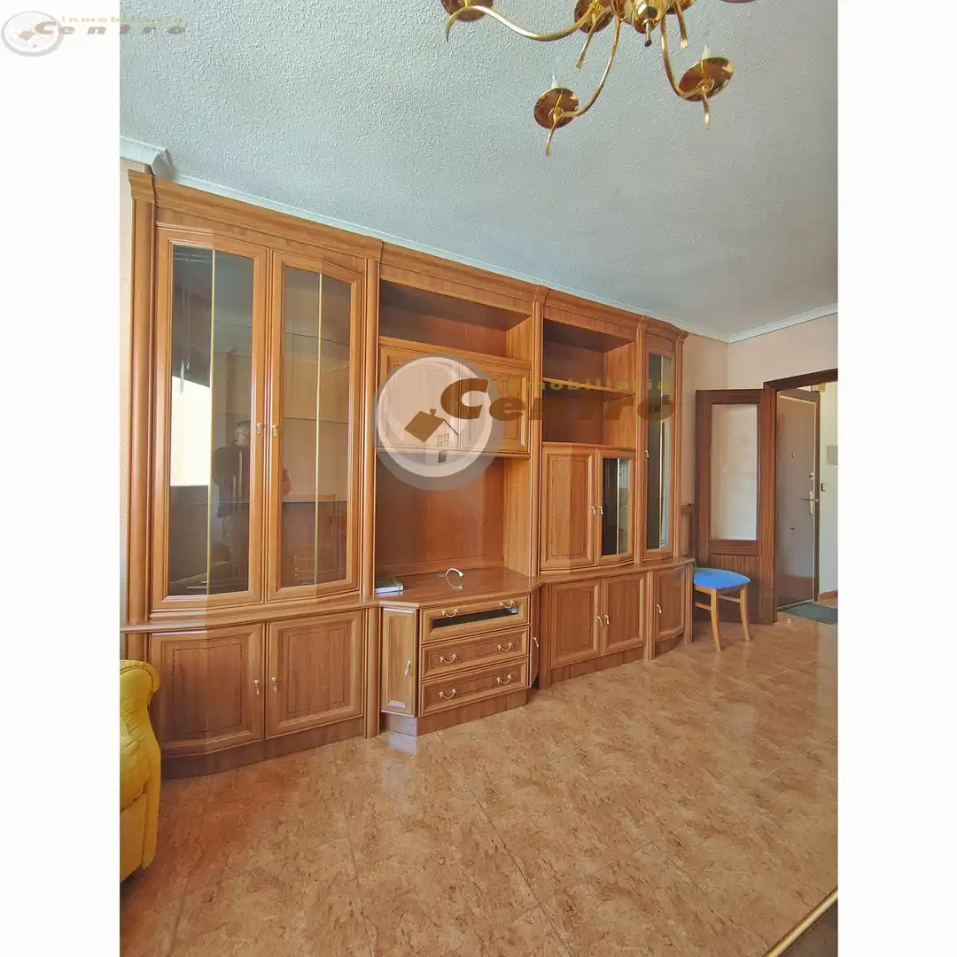Dormitori de Apartament en venda en  Albacete Capital amb Calefacció i Traster