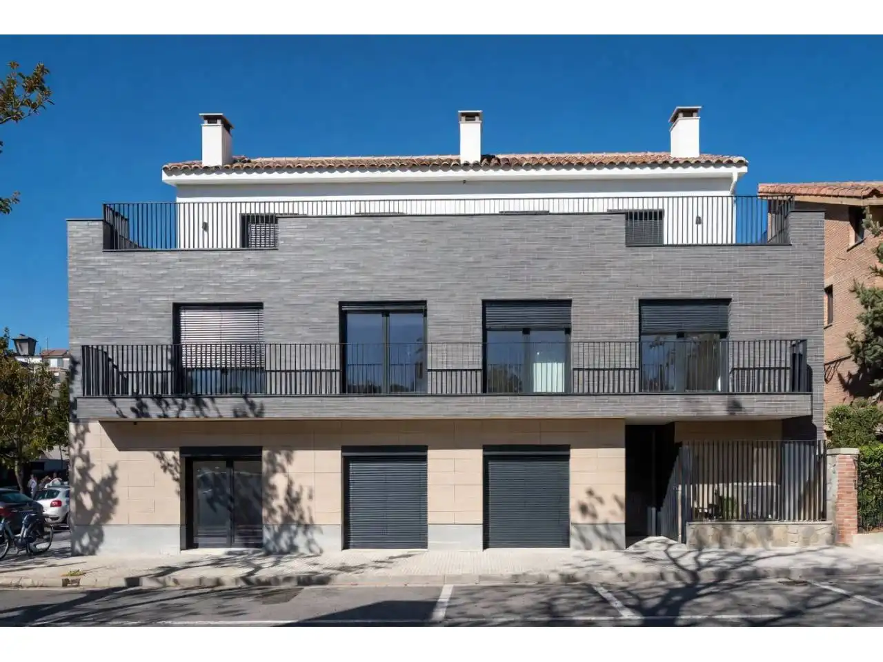 Außenansicht von Wohnung zum Verkauf in Sabadell mit Klimaanlage, Heizung und Parkett