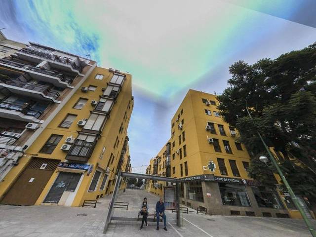 Piso en Venta en Calle Virgen de la Encarnación en La Calzada - La Florida