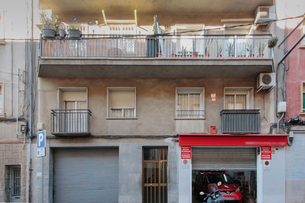 Exterior view of Flat for sale in  Barcelona Capital