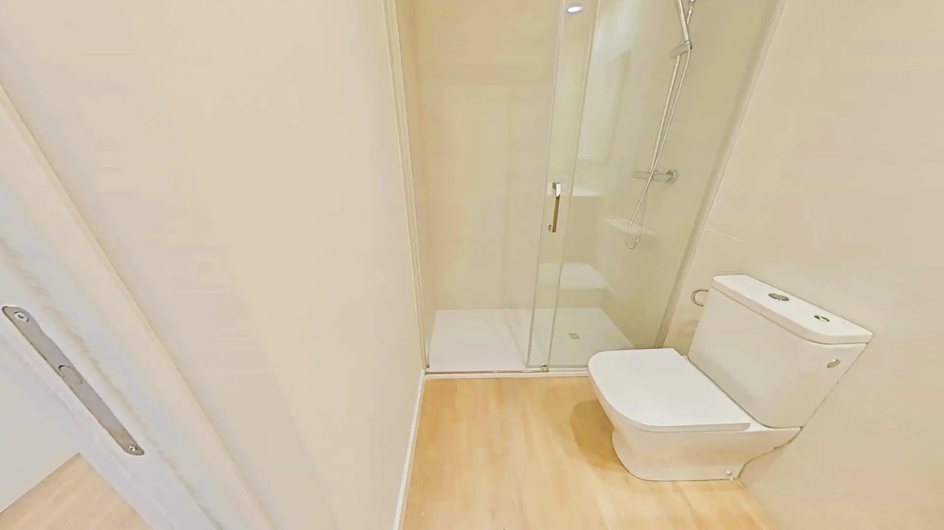 Baño de Planta baja en venta en Cubelles con Aire acondicionado, Calefacción y Jardín privado