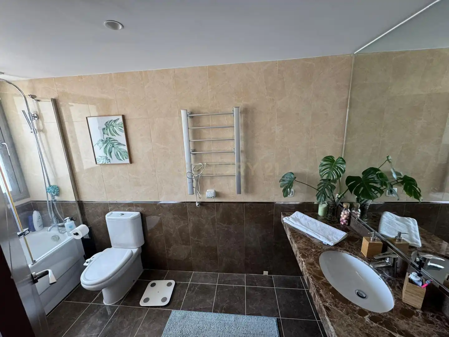 Badezimmer von Maisonette zum Verkauf in Mijas mit Klimaanlage, Privatgarten und Abstellraum