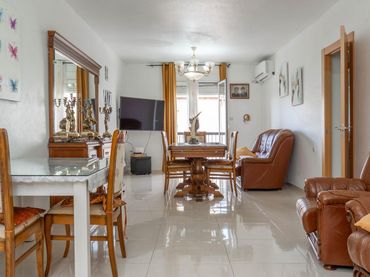 Piso con balcón en venta en Calle REAL