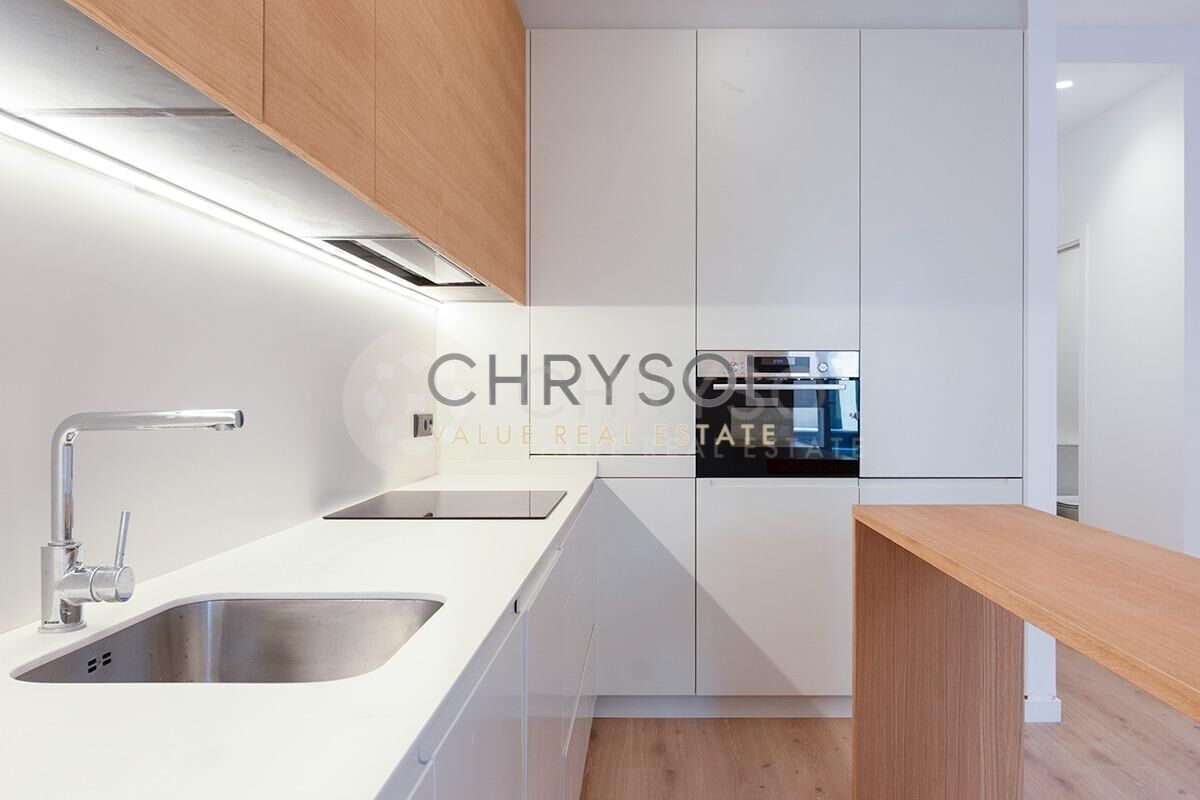 Cuina de Planta baixa en venda en  Barcelona Capital amb Aire condicionat i Terrassa