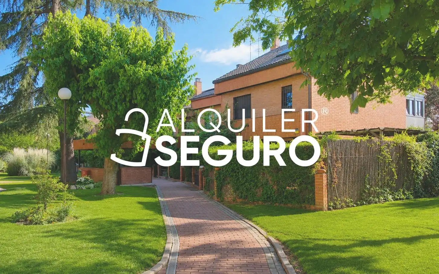 Vista exterior de Casa o chalet de alquiler en Pozuelo de Alarcón con Aire acondicionado, Calefacción y Terraza