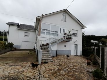 Casa amb jardí en venda a Barreiros