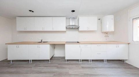 Foto 3 de Piso en venta en Calle Roger de Llúria, Morera, Badalona