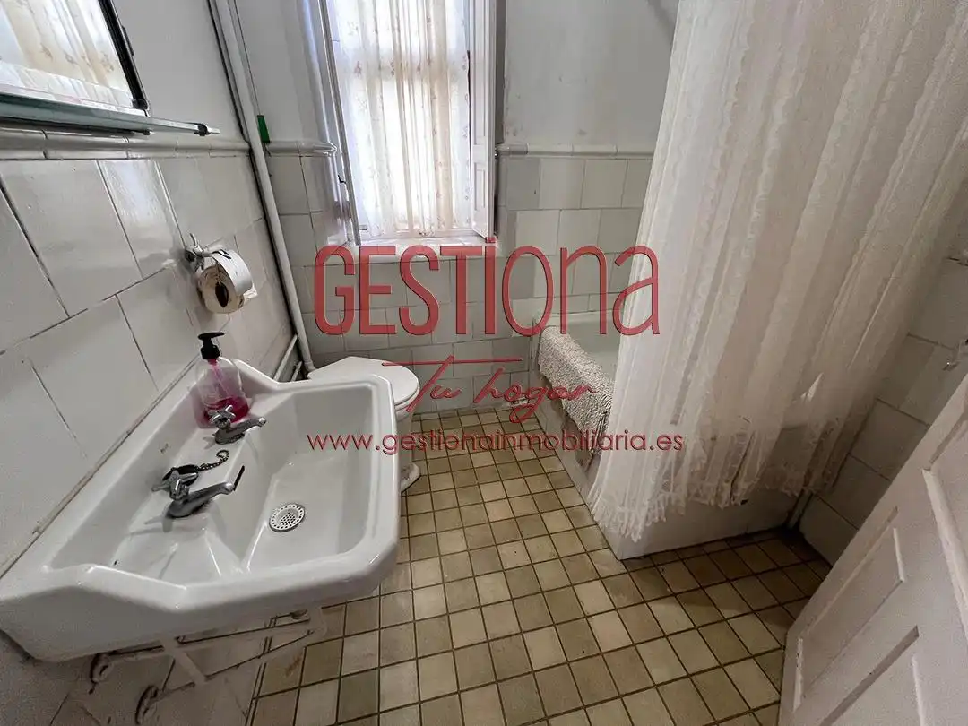 Baño de Casa o chalet en venta en Noja con Terraza, Trastero y Amueblado