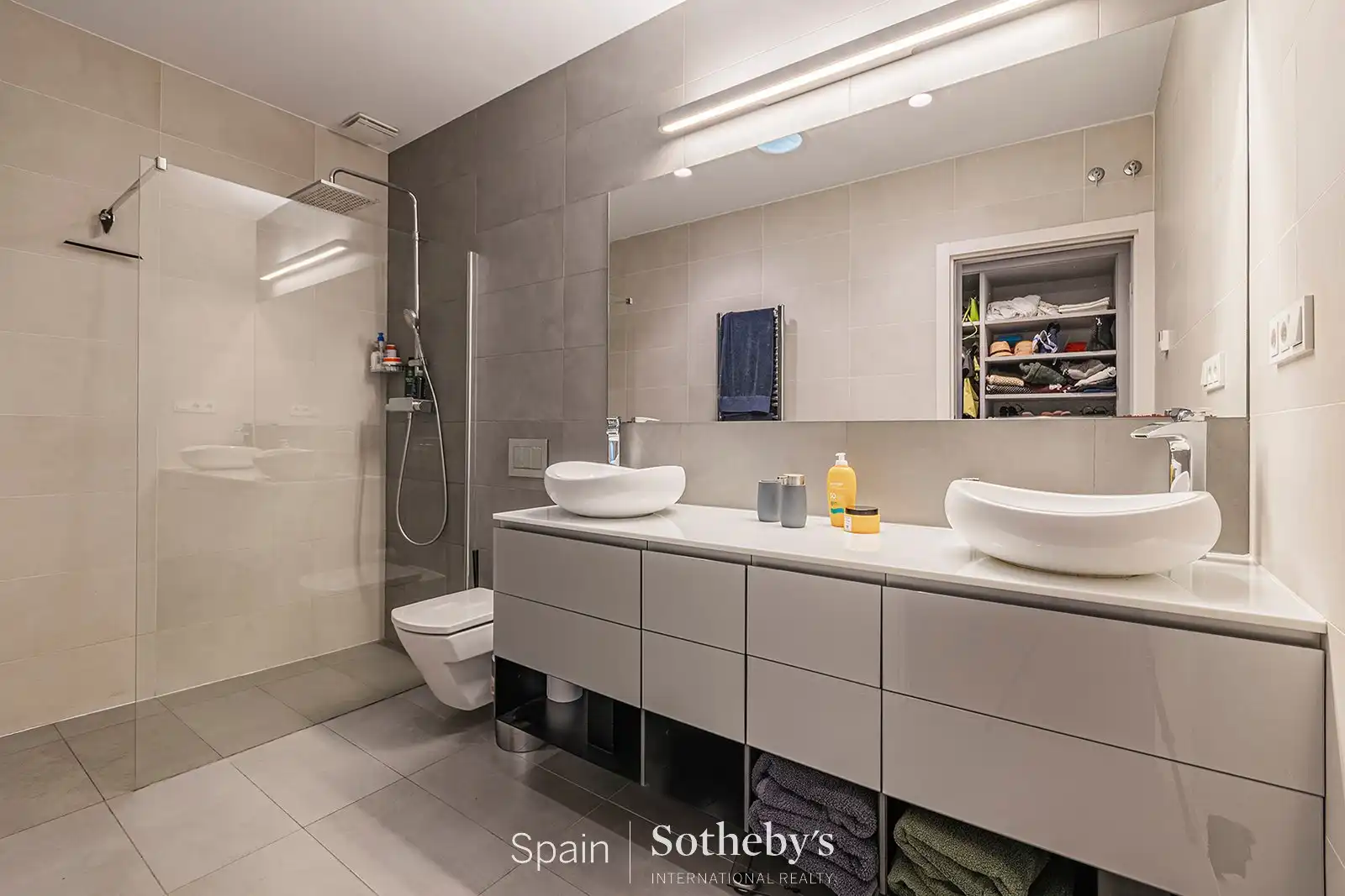 Baño de Ático en venta en Sant Just Desvern con Aire acondicionado, Terraza y Trastero