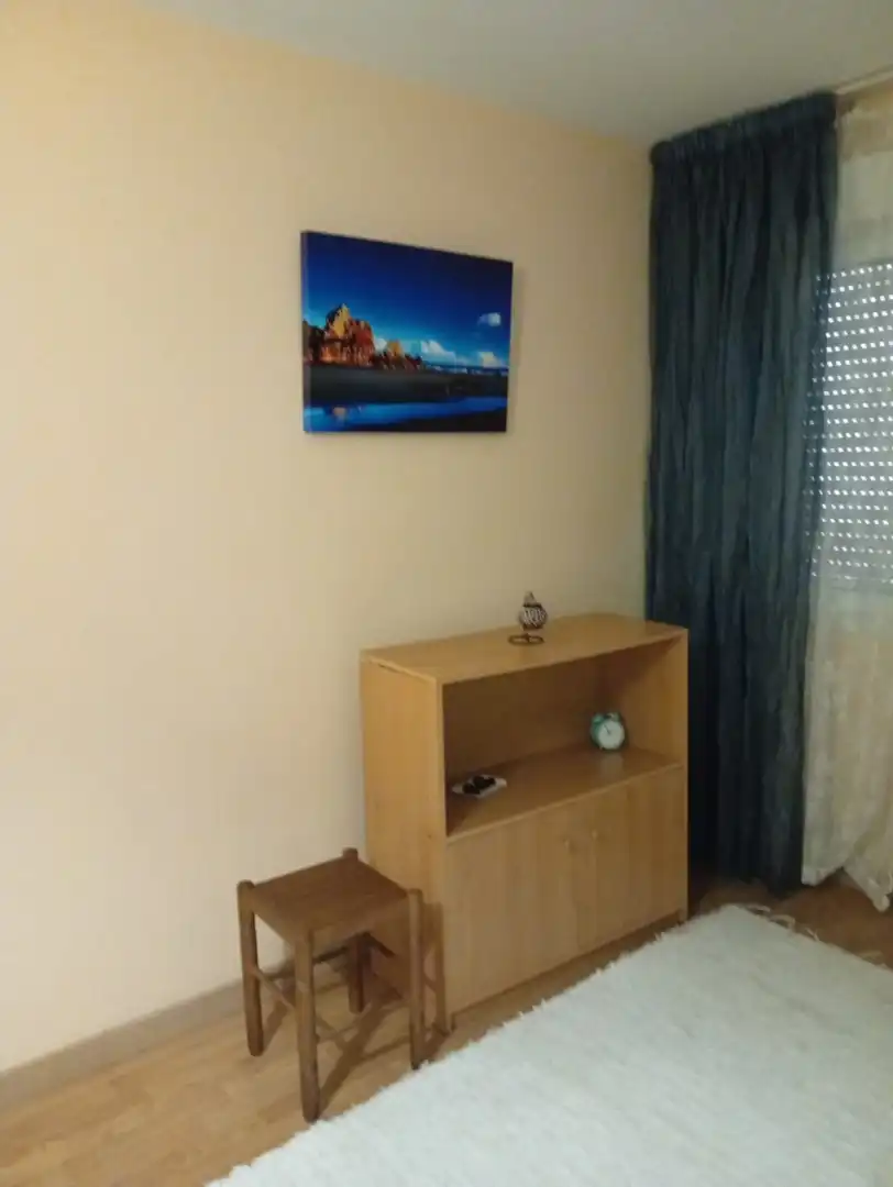 Habitación de Piso en venta en Gijón  con Calefacción, Parquet y Terraza