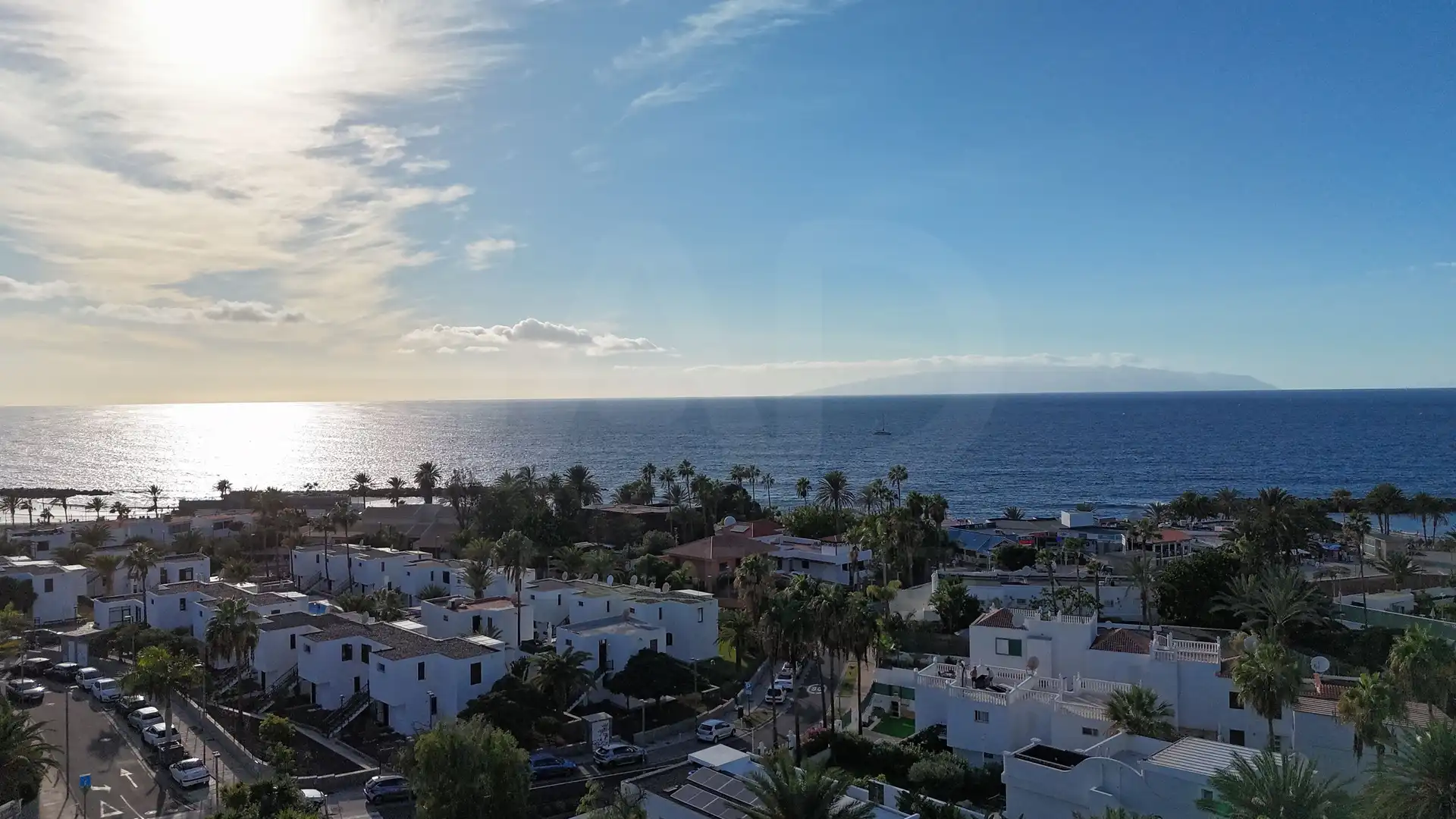 Vista exterior de Casa adosada en venta en Adeje con Terraza y Piscina