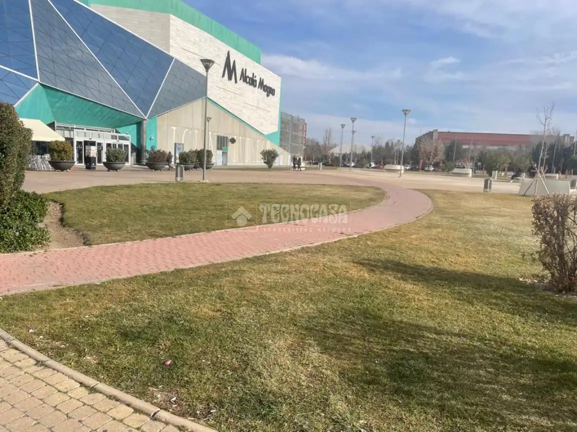 Piso en venta en Alcalá de Henares con Aire acondicionado