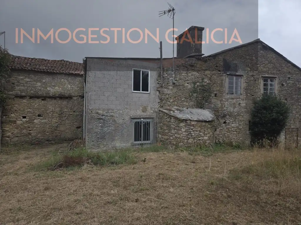 Houses for sale in A Laracha  