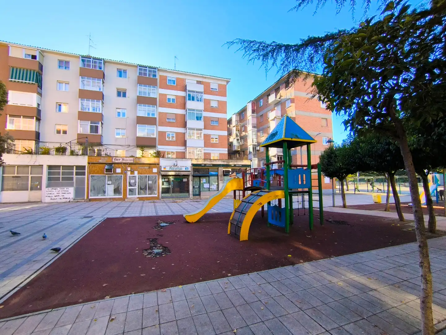 Vista exterior de Local en venta en Palencia con Amueblado