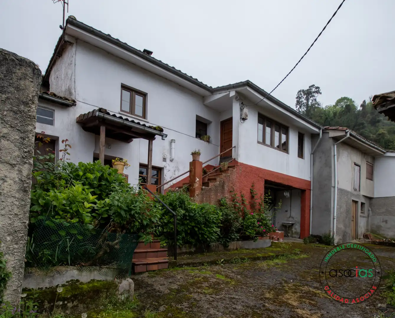 Vista exterior de Casa adosada en venda en Villaviciosa amb Calefacció