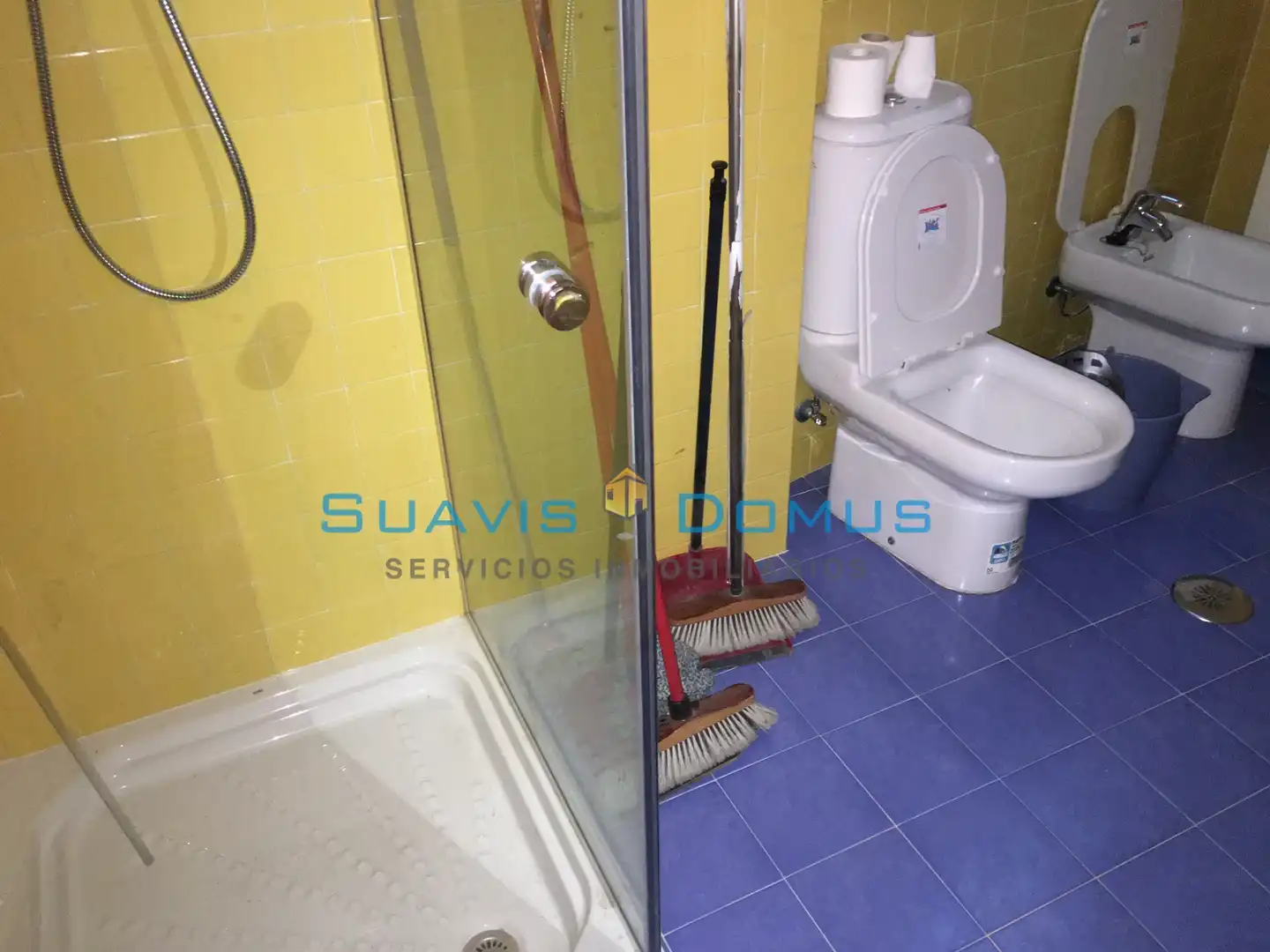 Baño de Apartamento de alquiler en Zamora Capital  con Calefacción, Amueblado y Horno