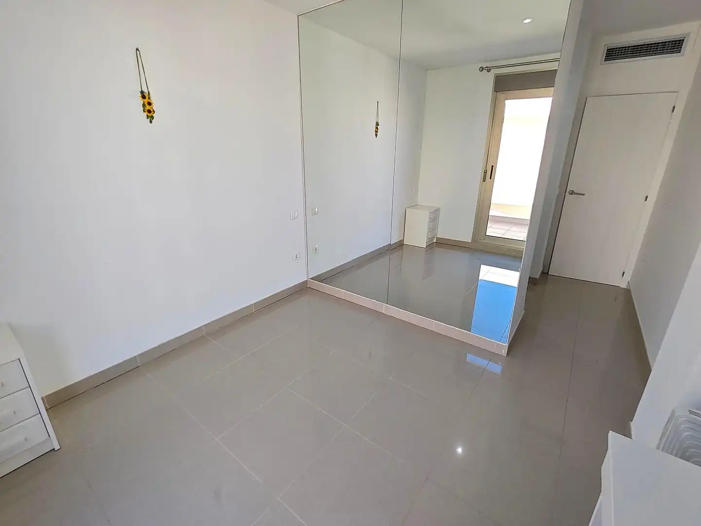 Dormitori de Casa o xalet en venda en Orihuela amb Aire condicionat, Terrassa i Traster
