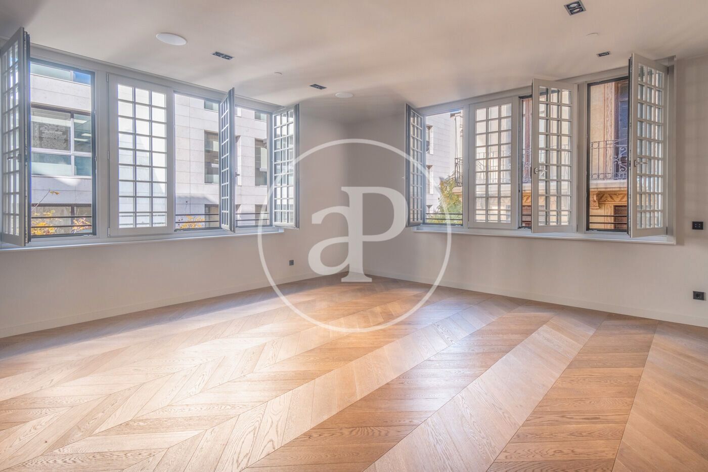 Pis en venda en  Barcelona Capital amb Aire condicionat i Calefacció