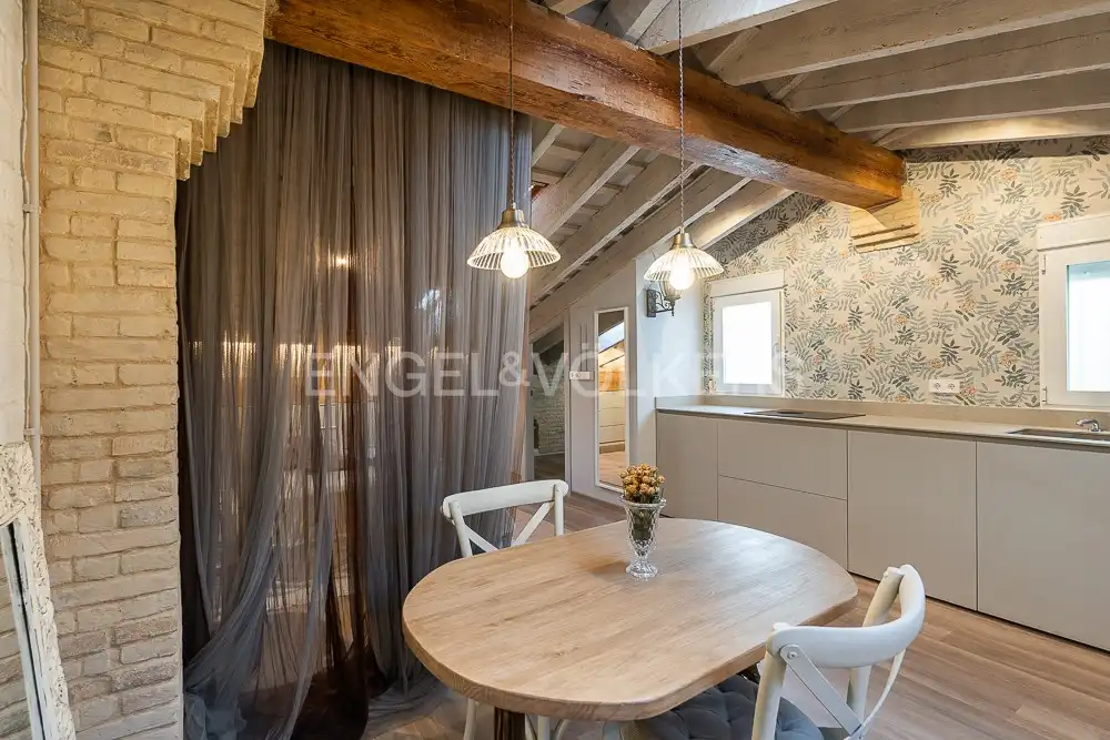 Kitchen of Flat for rent in Valencia  with Air Conditioner, Heating and Parquet flooring