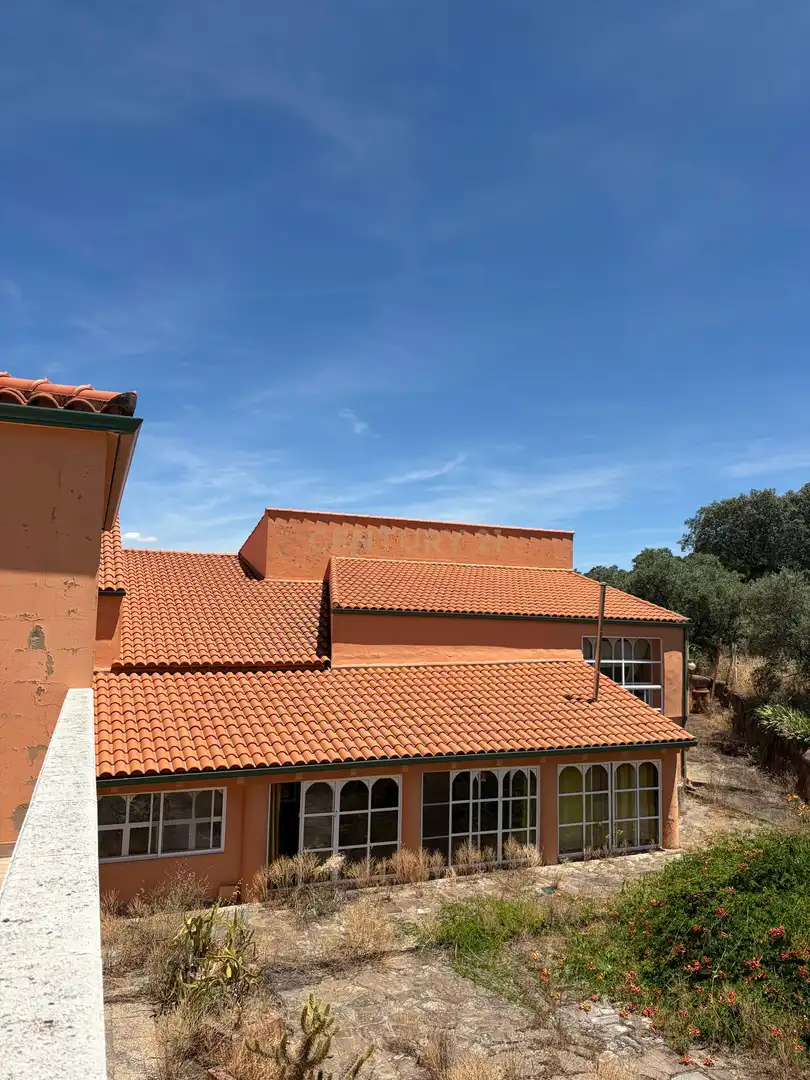 Vista exterior de Casa o xalet en venda en Trujillo amb Aire condicionat, Jardí privat i Traster