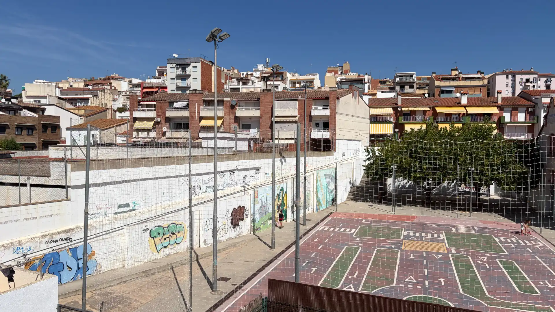 Vista exterior de Dúplex en venda en Canet de Mar amb Aire condicionat, Calefacció i Terrassa