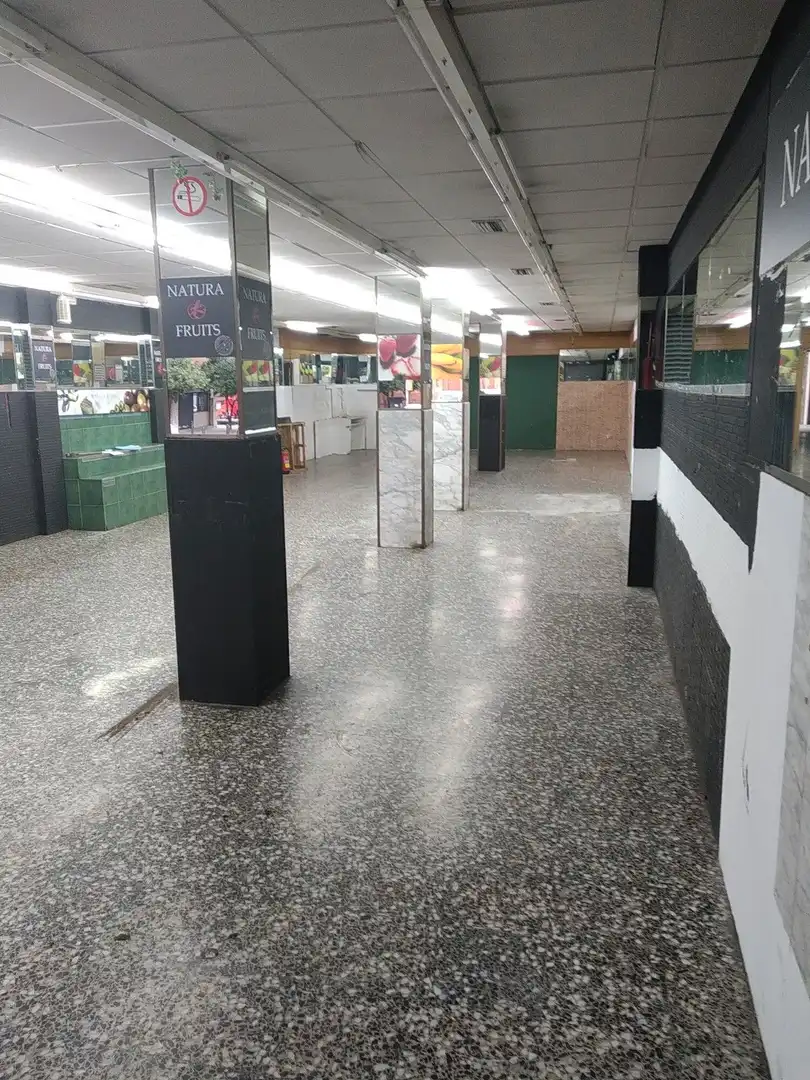 Local comercial en alquiler en Passeig Maragall, imagen 5