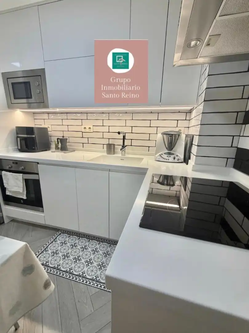 Cocina de Piso en venta en Jaén con Aire acondicionado, Trastero y Amueblado