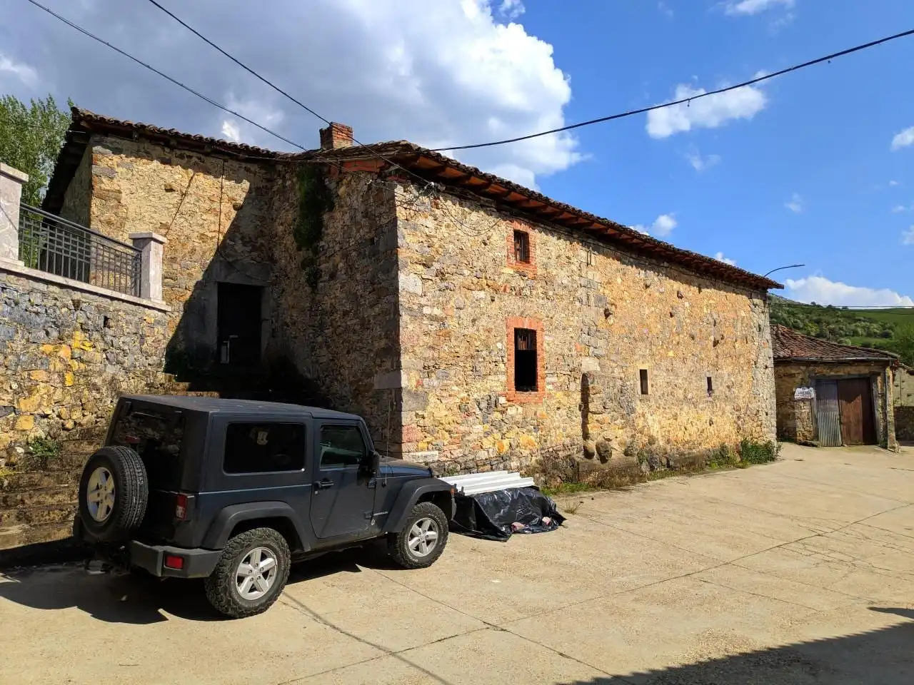 Casa en venda a Calle Bajodevilla
