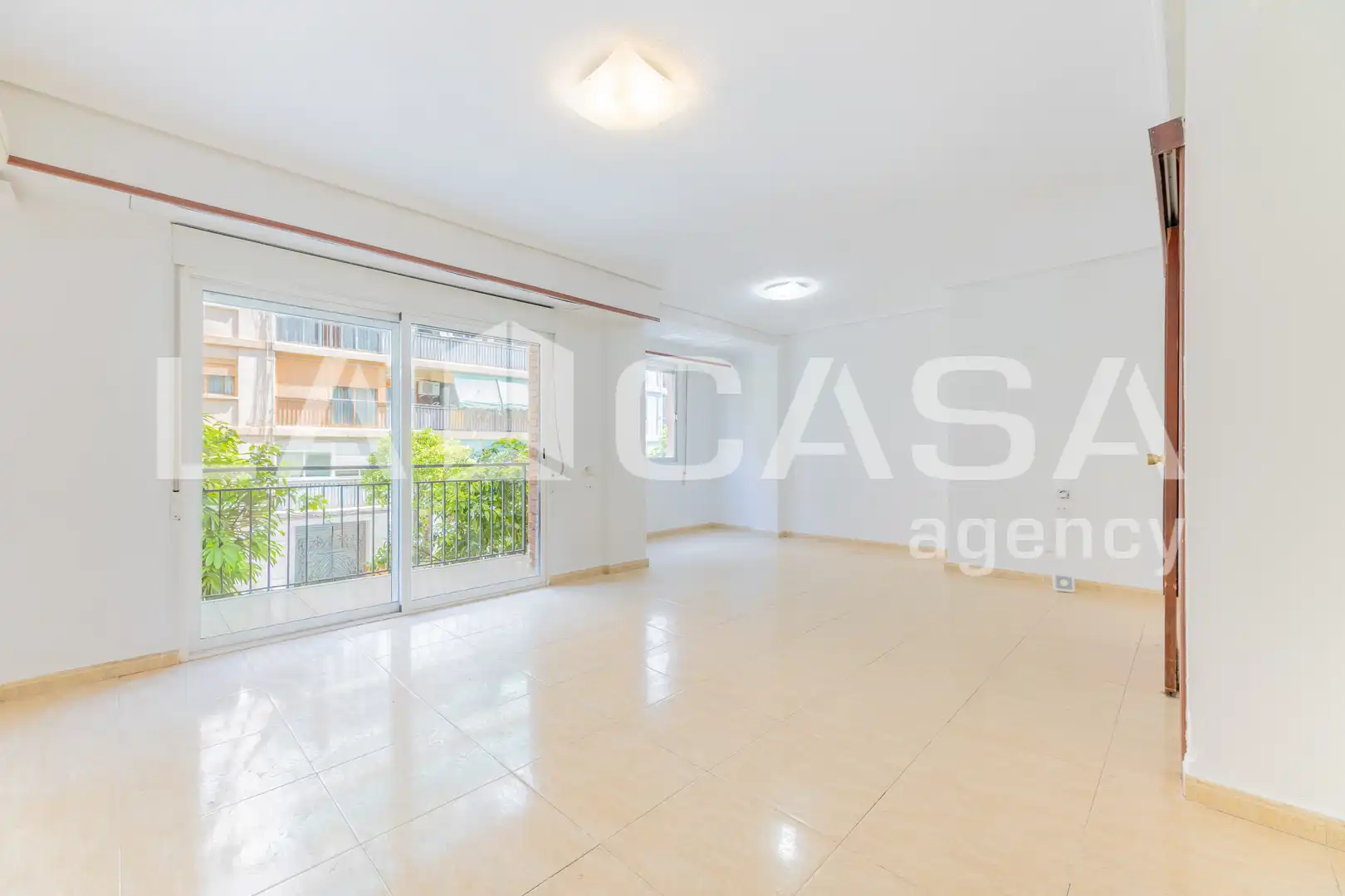 Flat with terrace for sale in Carrer del Poeta Mas I Ros