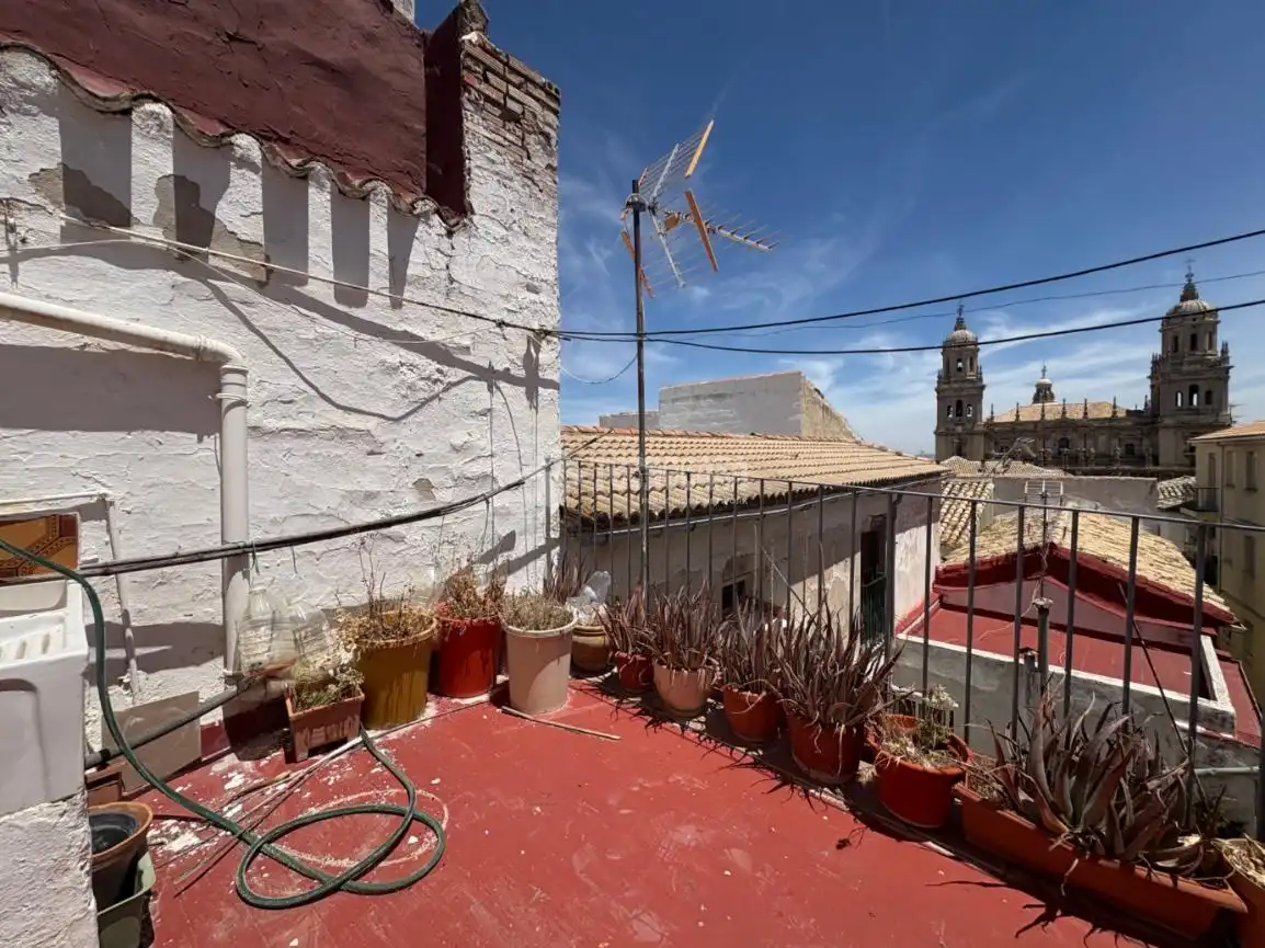Vista exterior de Casa o chalet en venta en Jaén con Terraza y Trastero