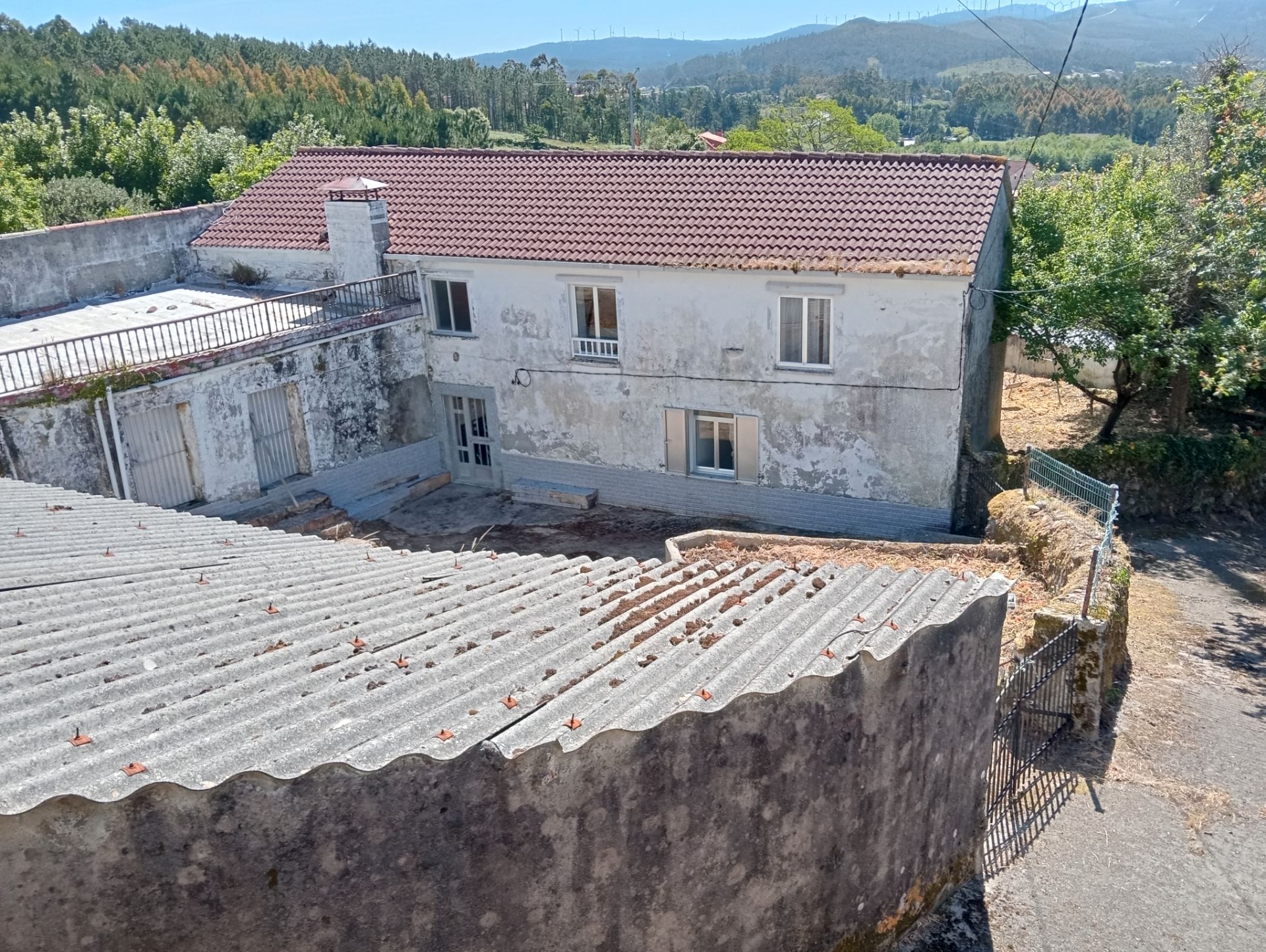 Vista exterior de Casa o xalet en venda en Camariñas amb Jardí privat i Balcó