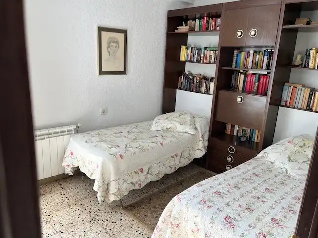 Dormitori de Pis en venda en Tarragona amb Aire condicionat, Calefacció i Moblat