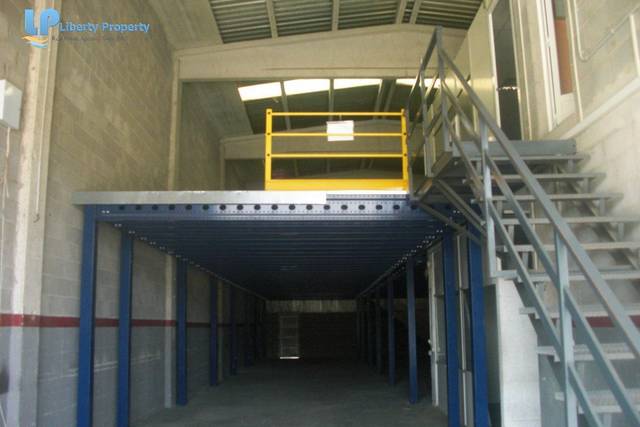 Nave industrial en Alquiler en Mas Trader - Corral d'En Tort - Corral d'En Cona
