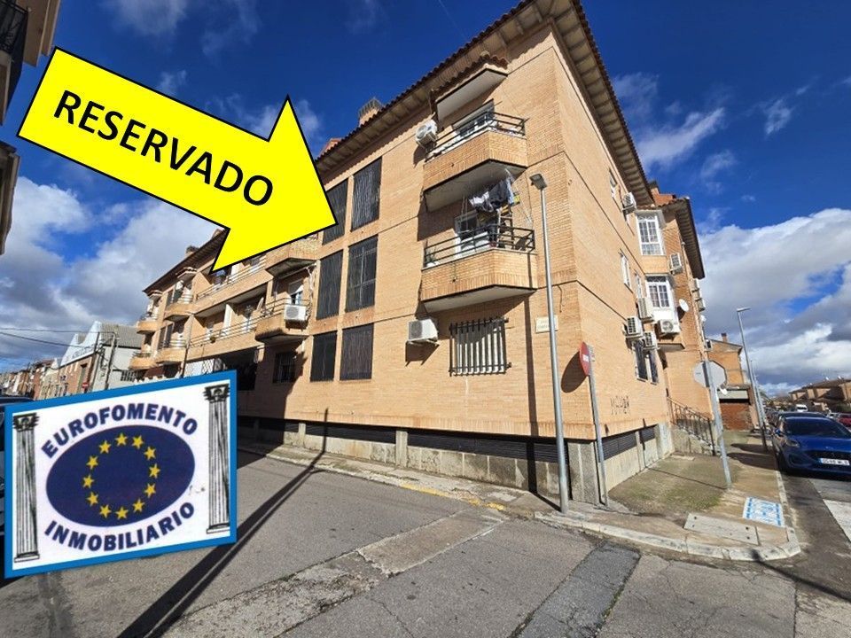Vista exterior de Piso de alquiler en Yuncos con Aire acondicionado