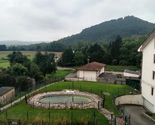 Piscina de Pis de lloguer en Entrambasaguas amb Calefacció, Terrassa i Moblat