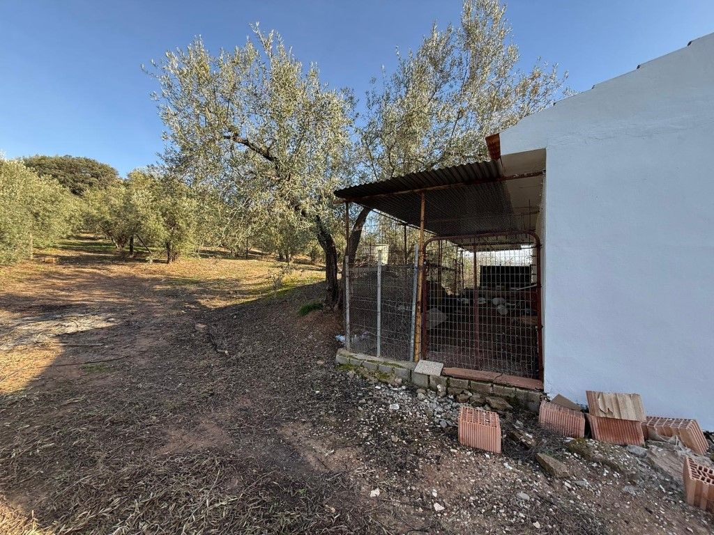 Country house for sale in Riogordo