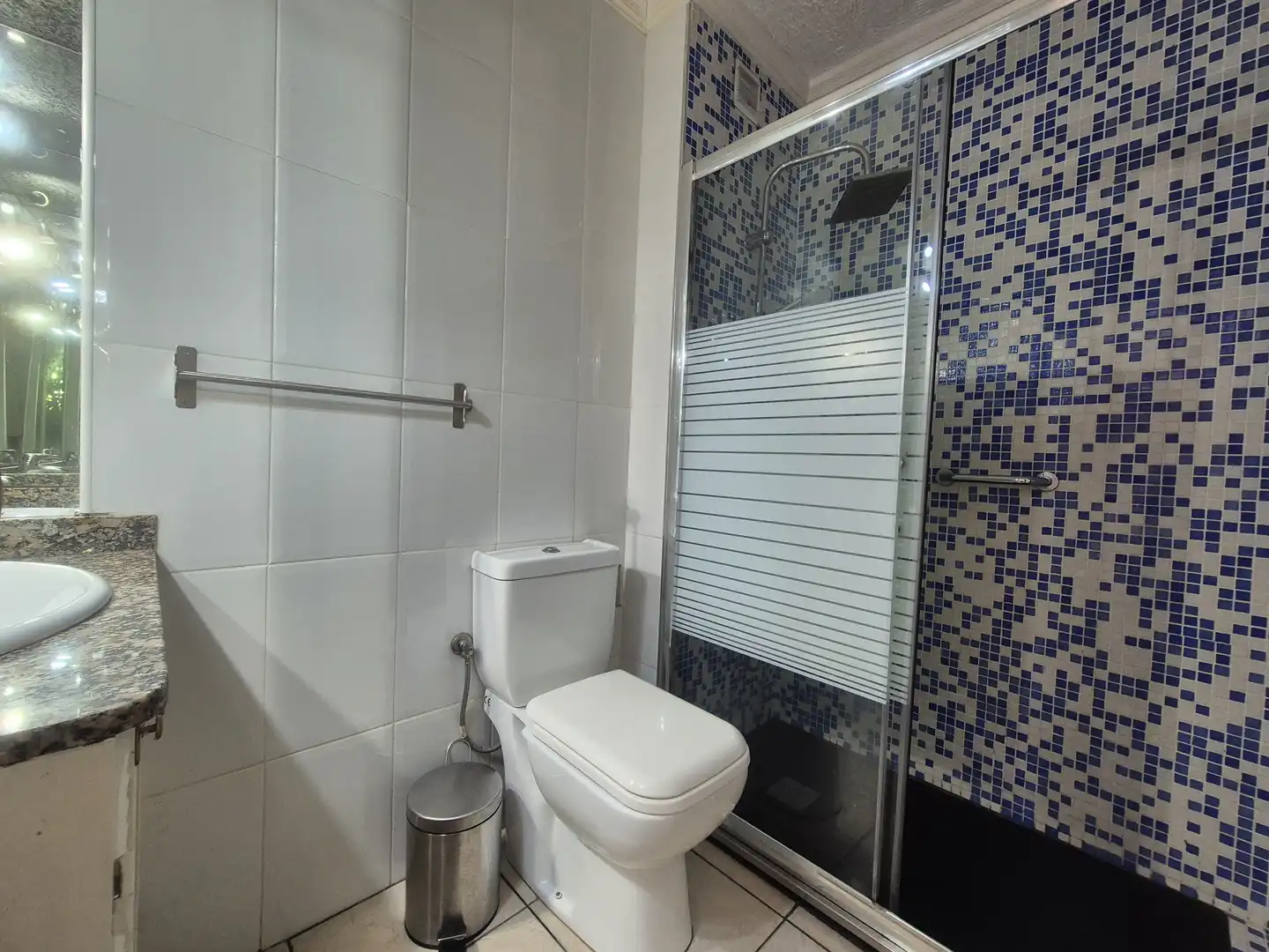 Badezimmer von Wohnungen zur Miete in San Bartolomé de Tirajana mit Privatgarten, Terrasse und Schwimmbad