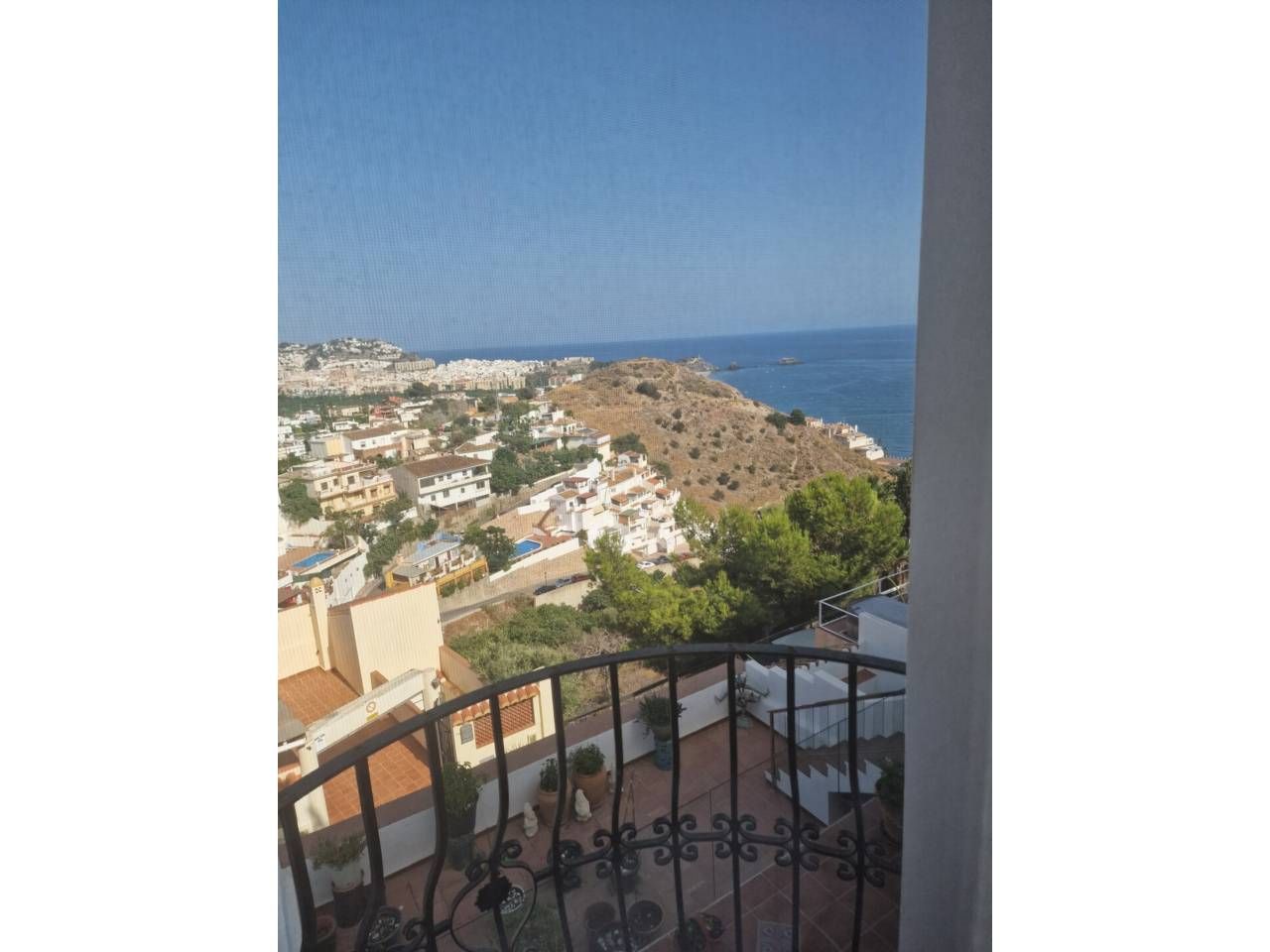 Exterior view of Single-family semi-detached for sale in Almuñécar  with Community pool