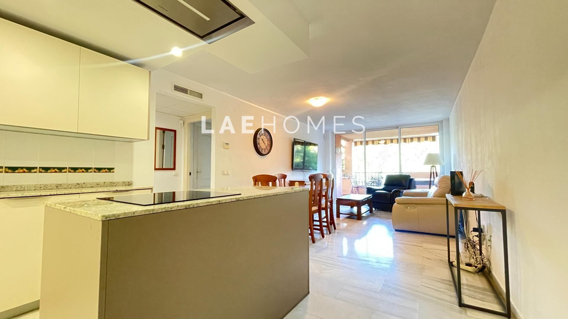 Exterior view of Flat for rent in Marbella  with Terrace, Furnished and Alarm