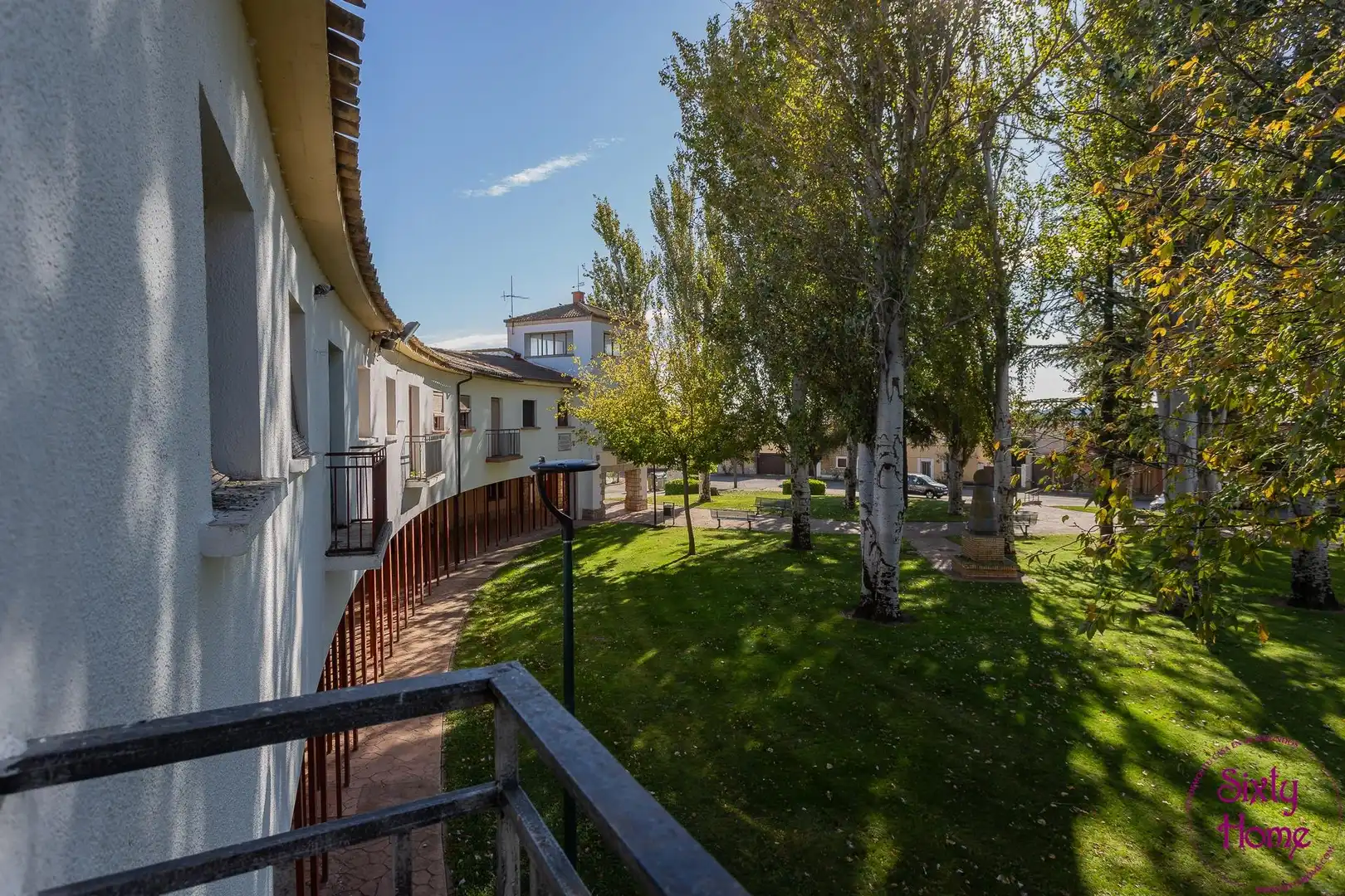 Jardí de Casa adosada en venda en Ejea de los Caballeros amb Aire condicionat, Jardí privat i Terrassa