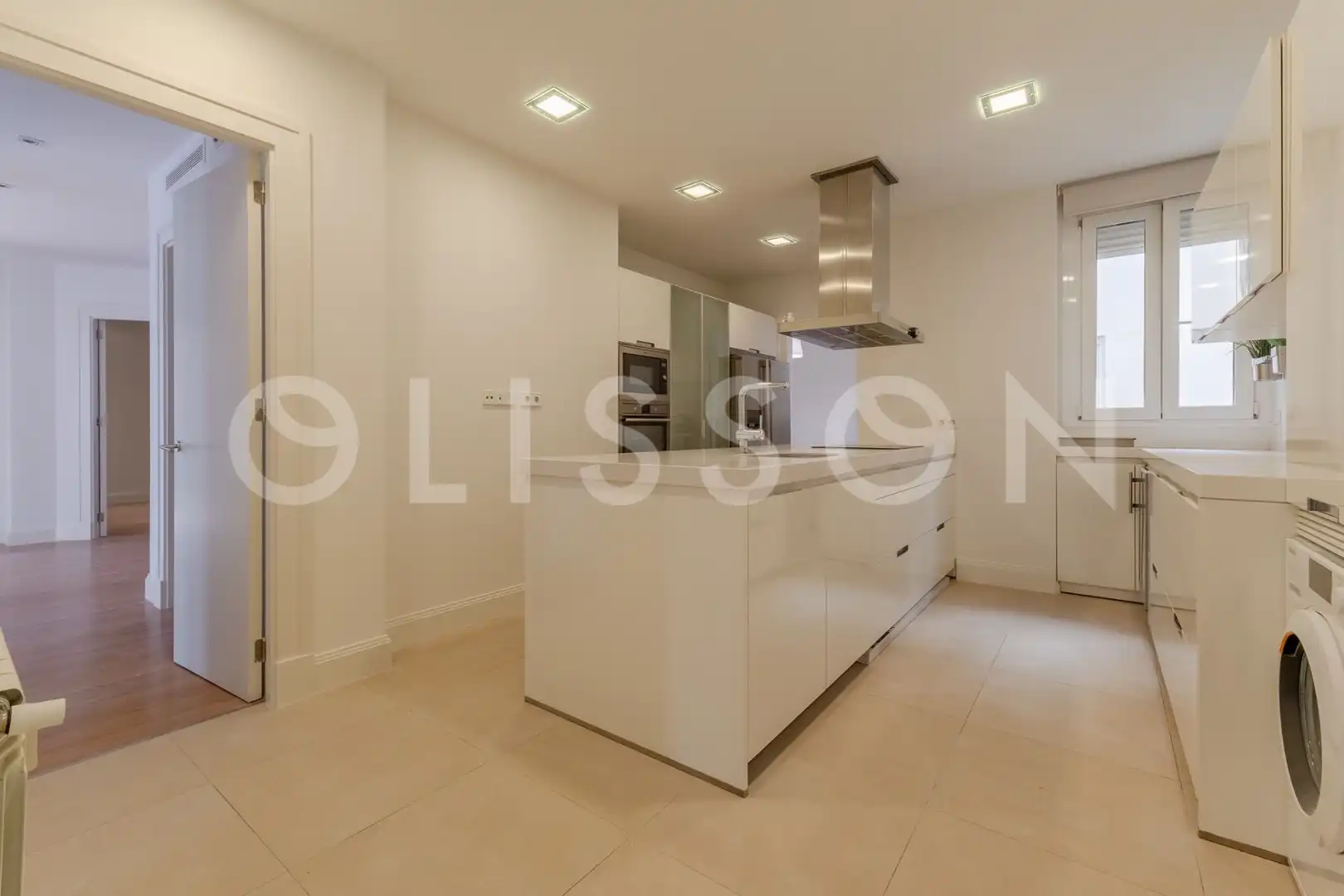Cocina de Piso de alquiler en Madrid con Aire acondicionado, Calefacción y Trastero