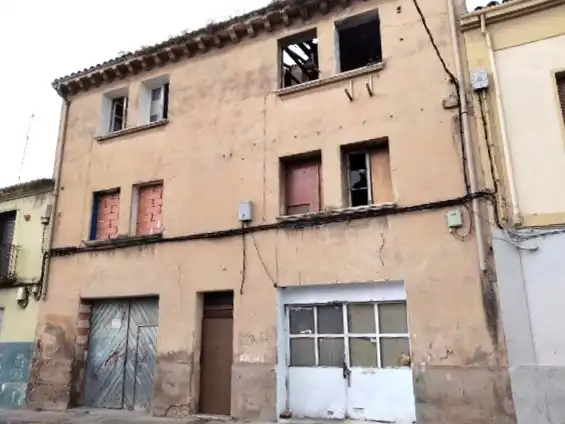 Vista exterior de Pis en venda en Huesca