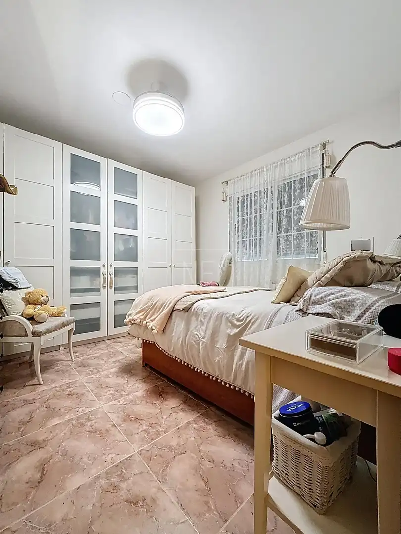 Habitación de Casa adosada en venta en Vegas del Genil con Aire acondicionado, Calefacción y Trastero