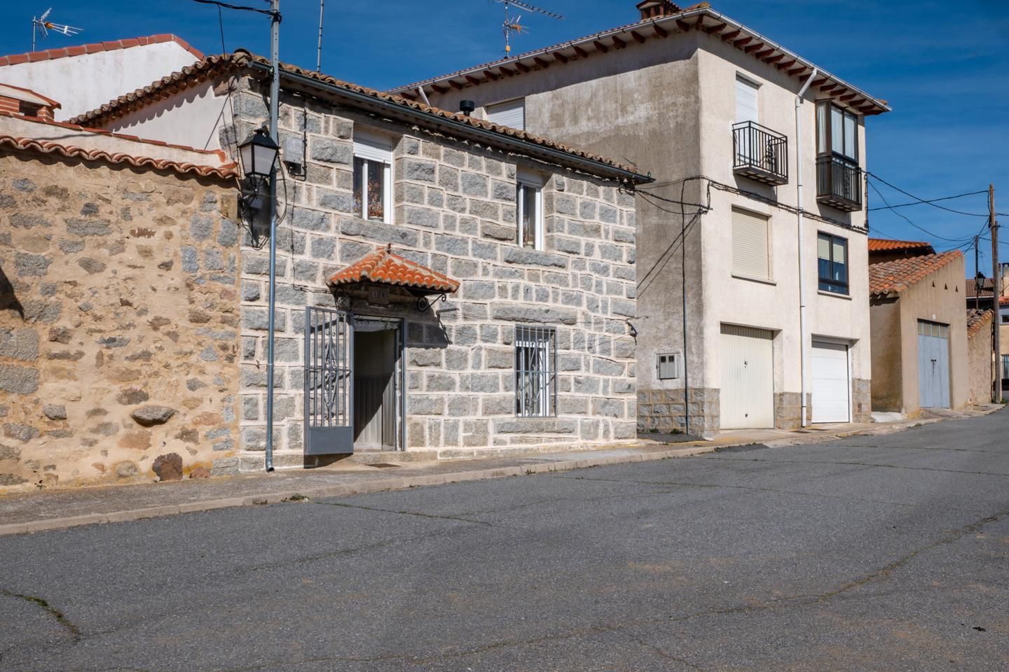 Vista exterior de Casa o xalet en venda en Sanchorreja amb Calefacció i Traster
