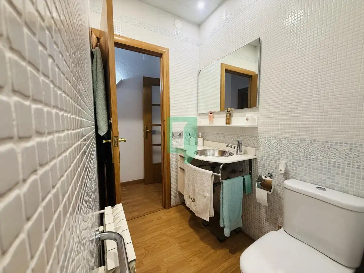 Bany de Casa o xalet en venda en Badalona amb Calefacció, Parquet i Balcó