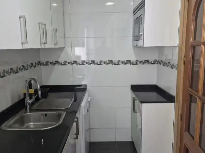 Küche von Wohnung zur Miete in  Madrid Capital mit Klimaanlage und Balkon