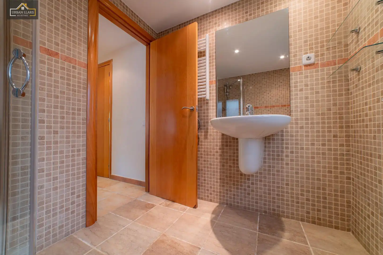 Baño de Casa o chalet en venta en Sant Vicenç de Montalt con Jardín privado, Parquet y Piscina comunitaria