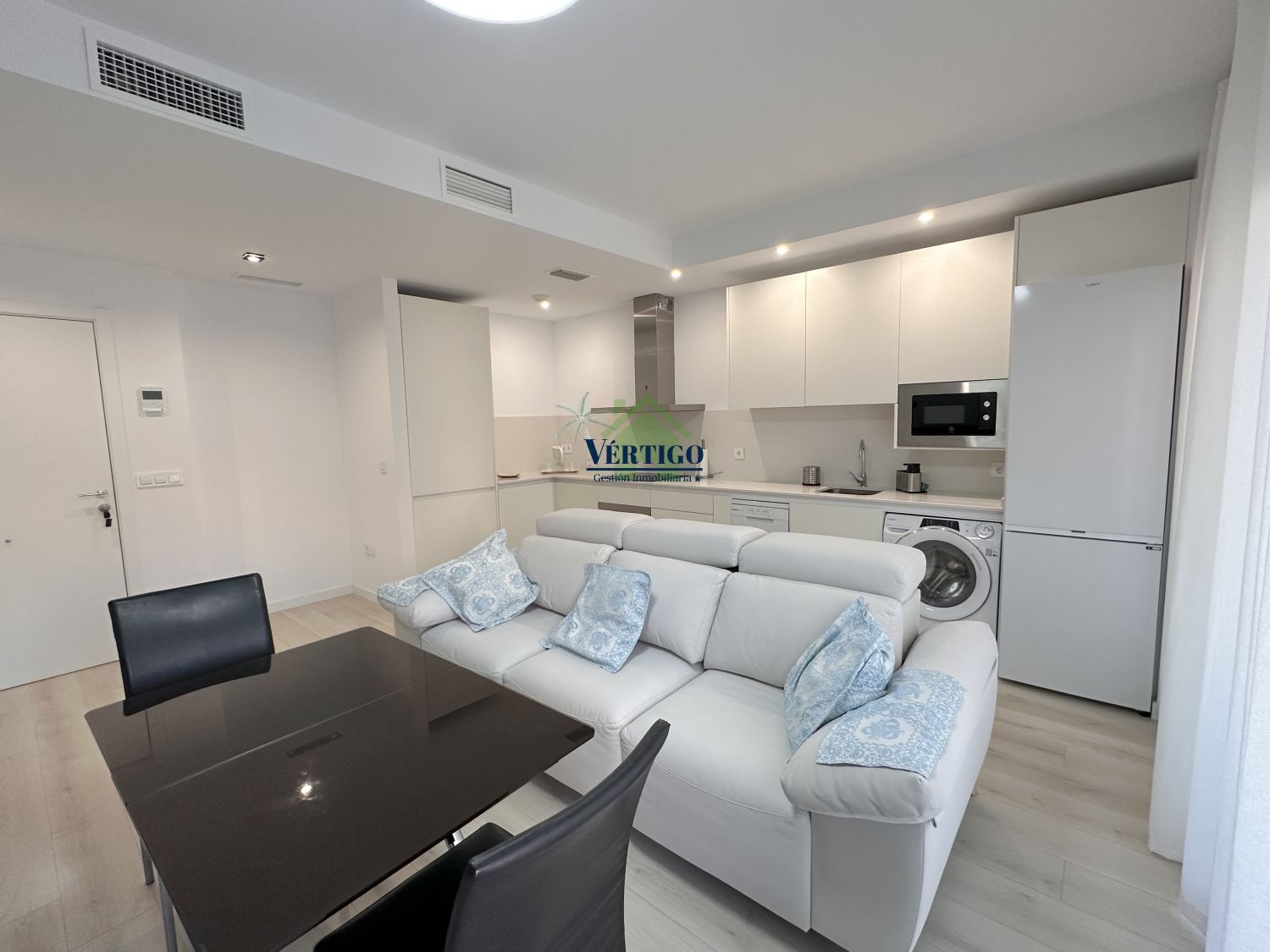 Sala d'estar de Pis de lloguer en Dos Hermanas amb Aire condicionat, Calefacció i Terrassa